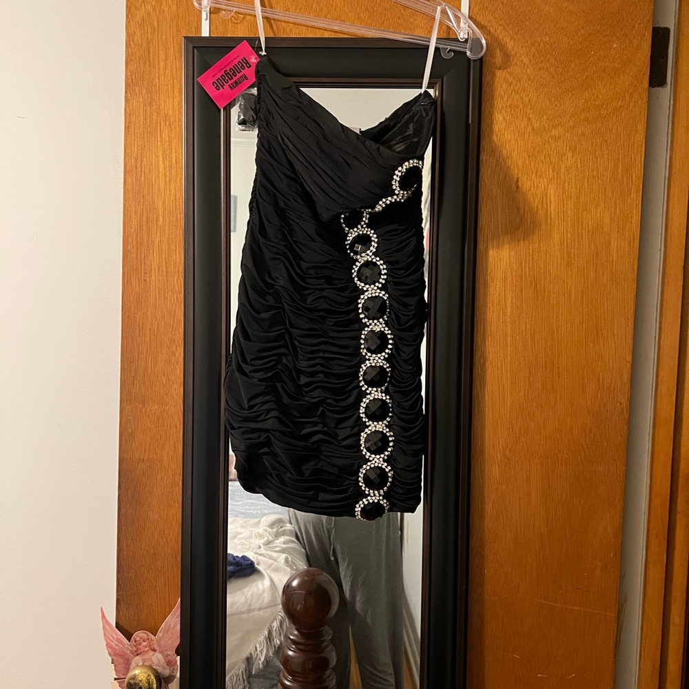 Black cocktail or formal dress women’s wear size 2 still has tags formal dress